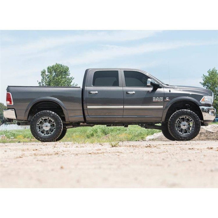 Zestaw zawieszenia Rough Country Lift 2,5"