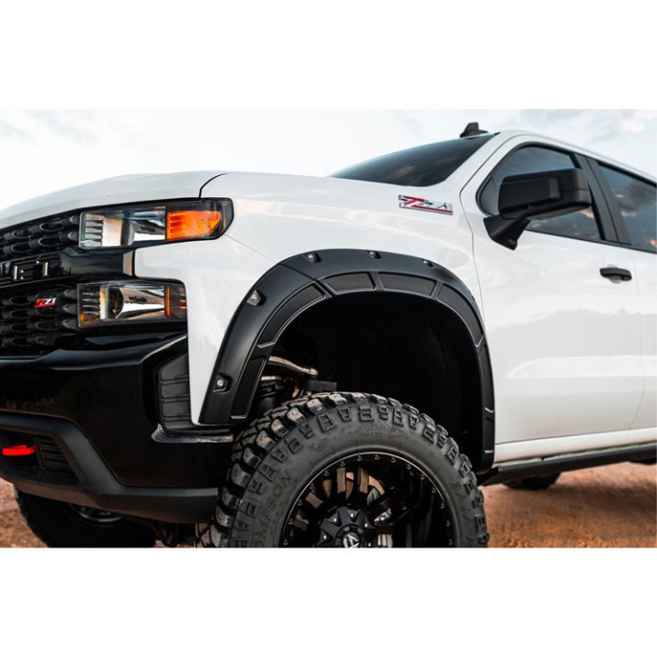 Poszerzenia błotników przód i tył Rough Country Defender Pocket