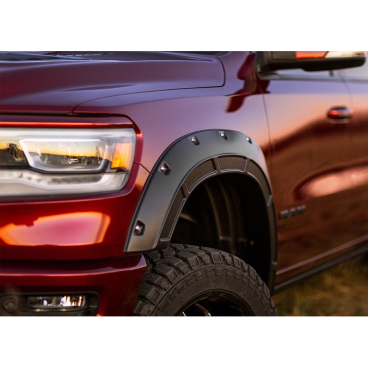 Poszerzenia błotników przód i tył Rough Country Defender