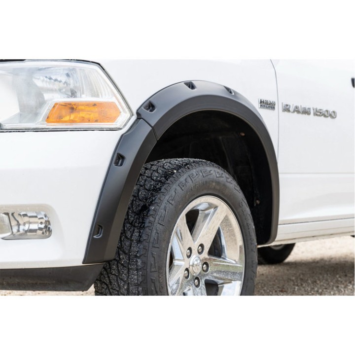 Poszerzenia błotników przód i tył Rough Country Pocket
