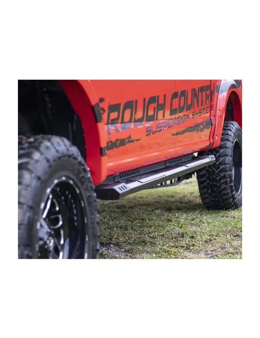 Progi, stopnie boczne Rough Country HD2 SuperCrew Cab