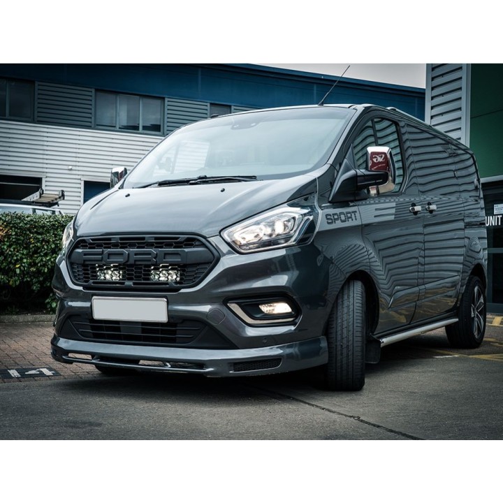 Zestaw do montażu oświetlenia LAZER ST4 Evolution w fabrycznym grillu - Ford Transit (2018 -)