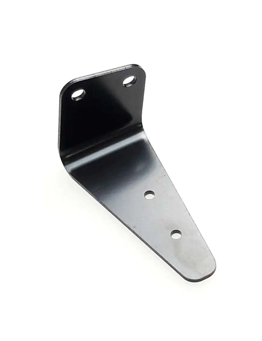 BRACKET, REAR COVER RH.