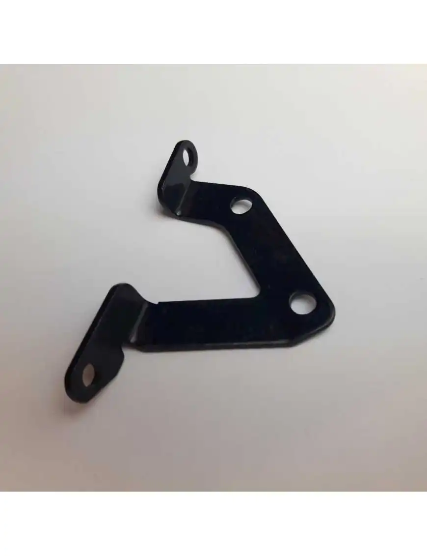 BRACKET,HANDLEBAR COVER LEFT