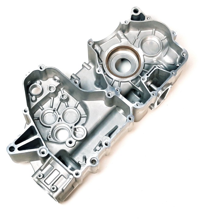 Crankcase, L