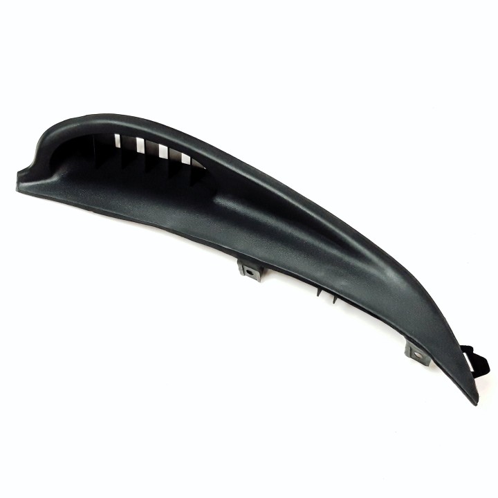 PLATE, AIR INLET, RH