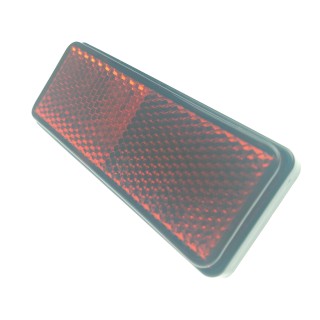 REAR REFLECTOR