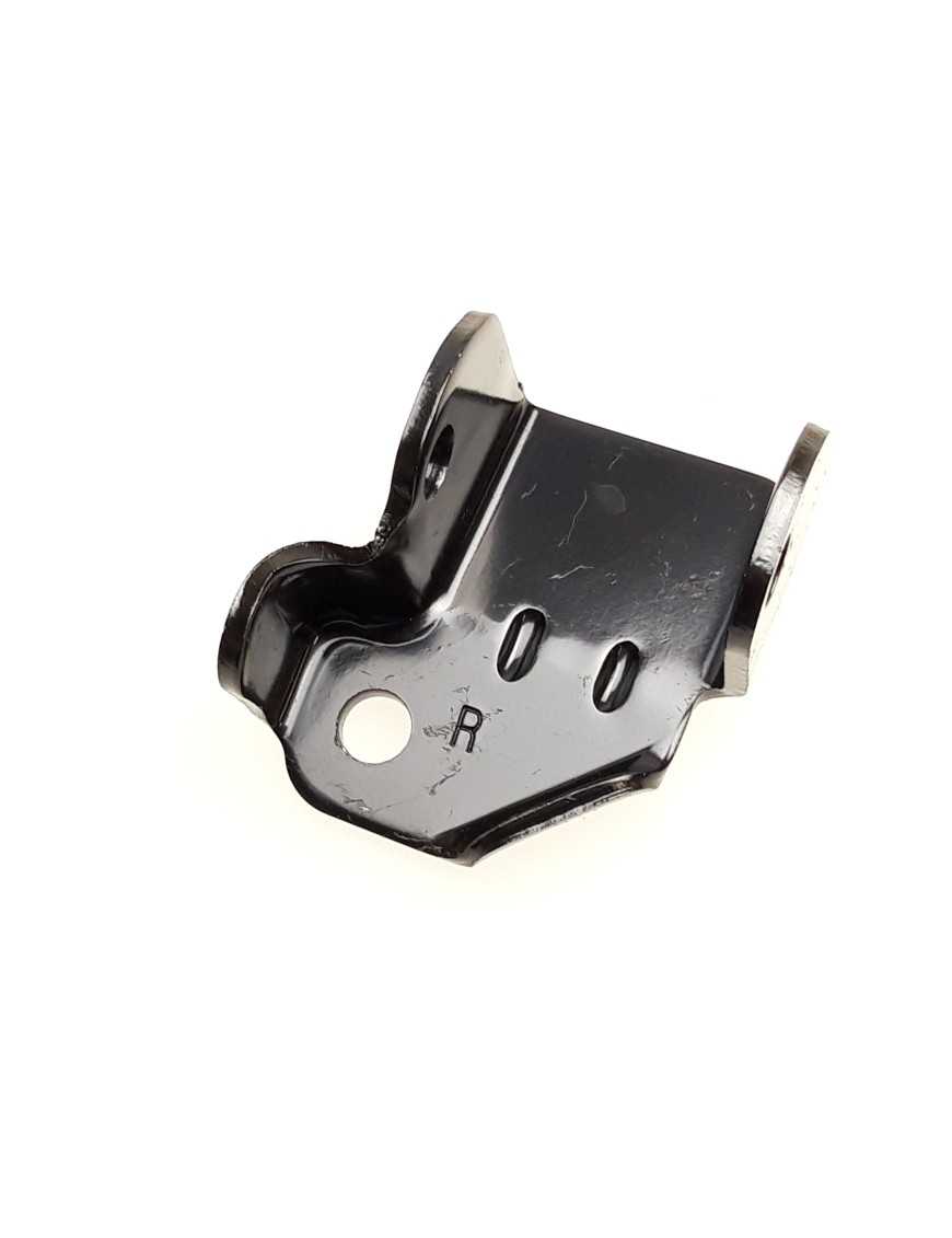 REAR SUPPORT BRACKET (RH)