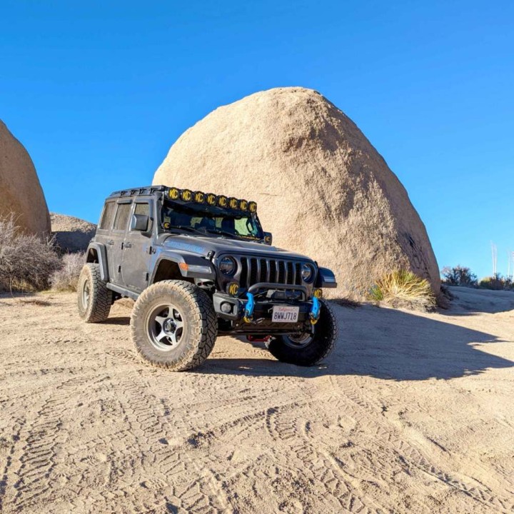 Gravity® LED Pro6 - 50" Light Bar Kit Combo - dla Jeep Wrangler JL 4xe