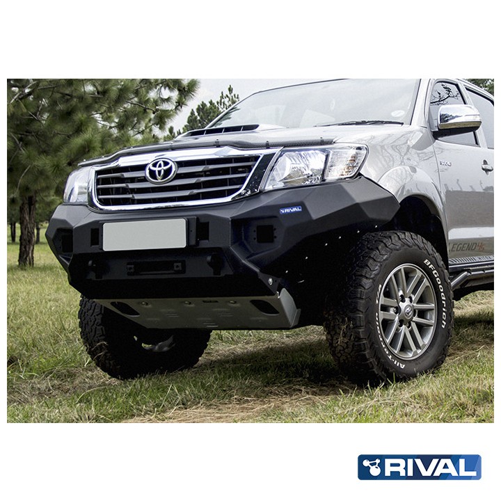 Zderzak Bumper Toyota Hilux od 2020