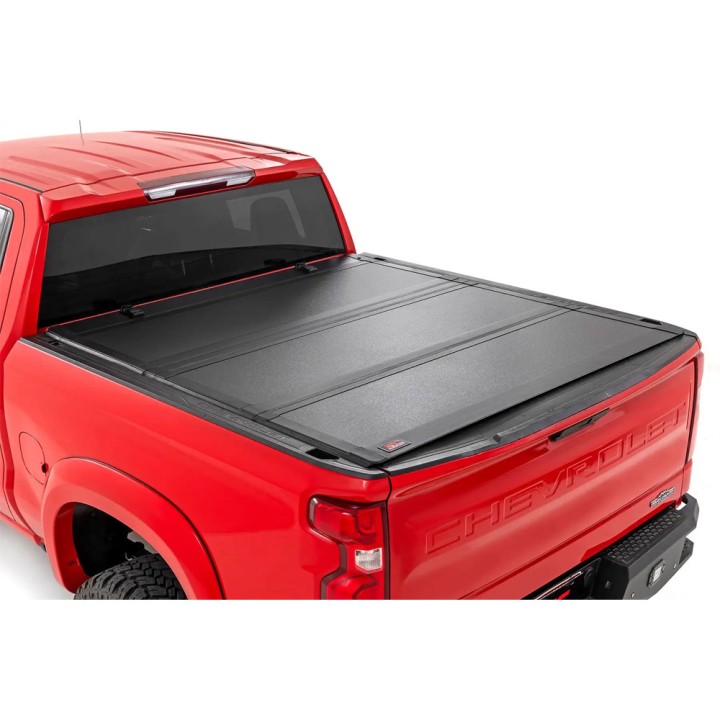 Twarda pokrywa paki tri-fold flip up Rough Country 5'10"