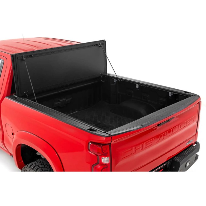 Twarda pokrywa paki tri-fold flip up Rough Country 5'10"