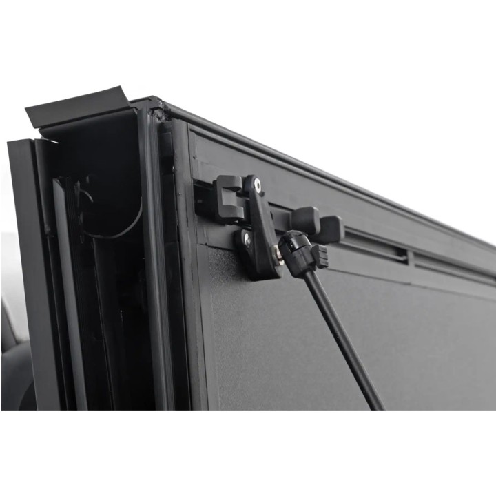 Twarda pokrywa paki tri-fold flip up Rough Country 5'7"