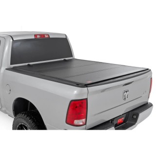 Twarda pokrywa paki tri-fold flip up Rough Country 5'7"