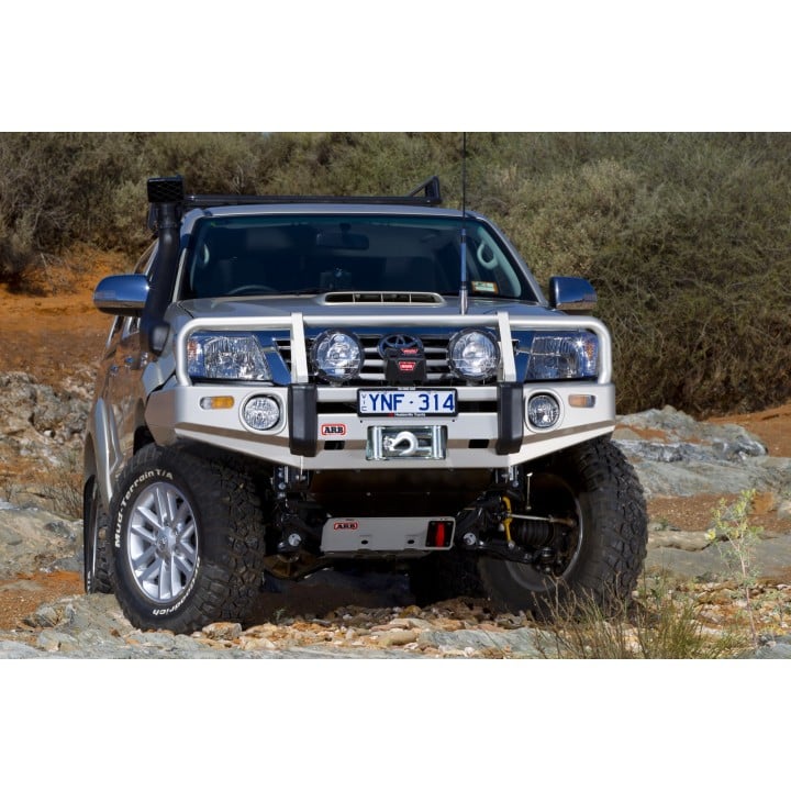 Zderzak stalowy ARB Deluxe Bar - Hilux