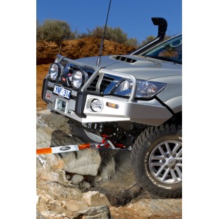 Zderzak stalowy ARB Deluxe Bar - Hilux