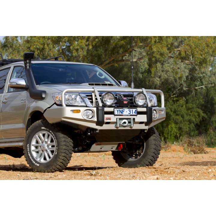 Zderzak stalowy ARB Deluxe Bar - Hilux