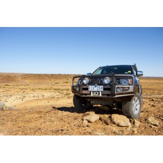 Zderzak stalowy ARB Deluxe Bar - Triton / L200