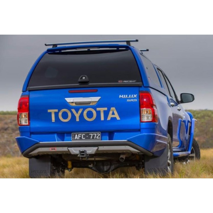 Tylny zderzak stalowy  ARB Summit - Toyota Hilux SR/SR5 z miejscem pod czujniki parkowania (2020 -)