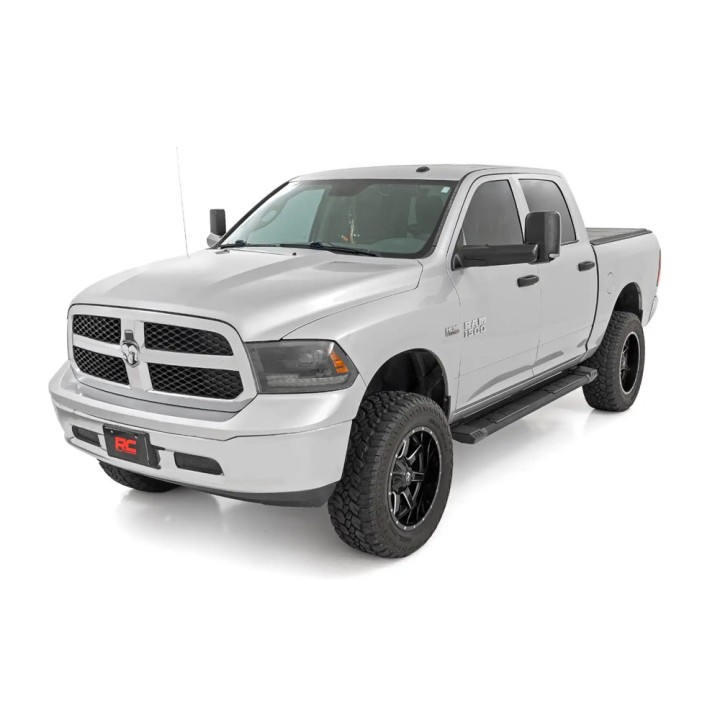Progi, stopnie boczne Rough Country HD2 Crew Cab