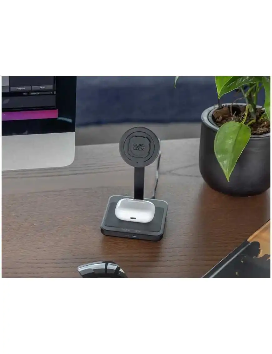 Quad Lock® MAG Dual Desktop Wireless Charger