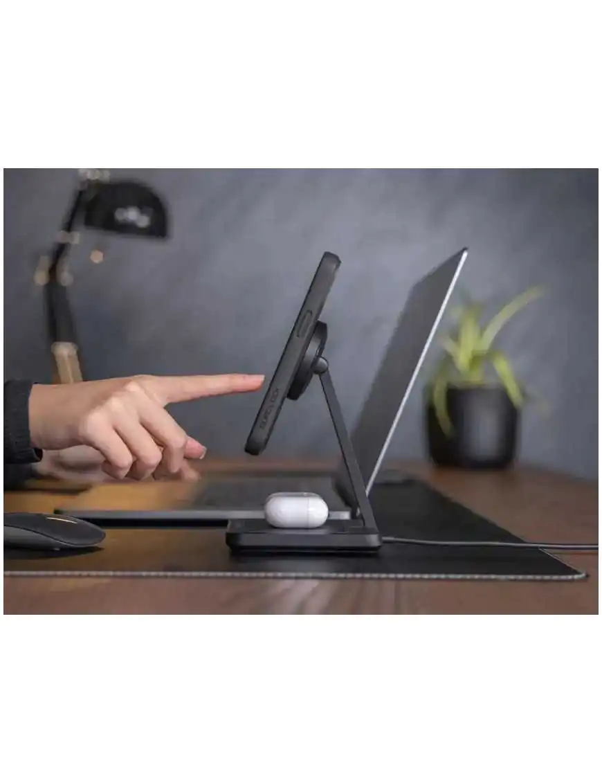 Quad Lock® MAG Dual Desktop Wireless Charger