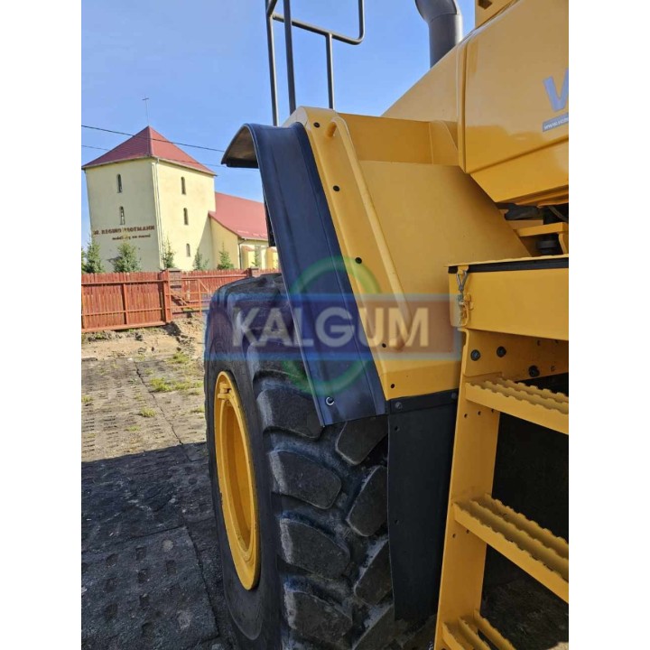 Poszerzenia gumowe nadkoli błotników 4 x 1,6 m + 15 cm / komplet  wzmocniony