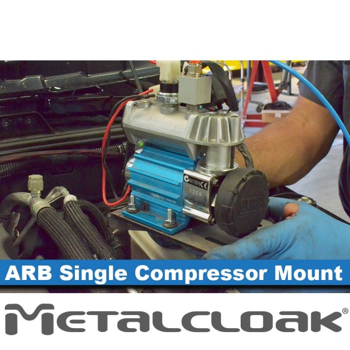 Mocowanie kompresora ARB pod maską Jeep Wrangler JK Metalcloak