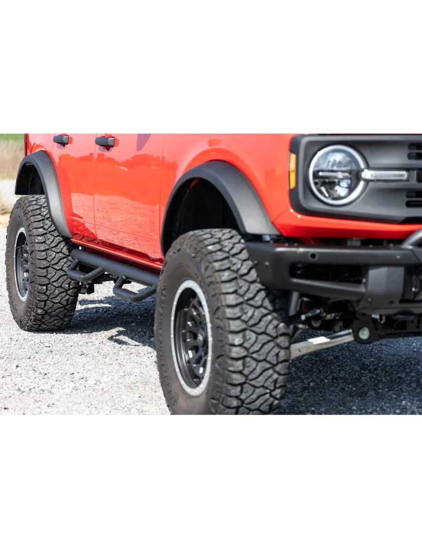 Progi, stopnie boczne Rough Country Nerf Steps