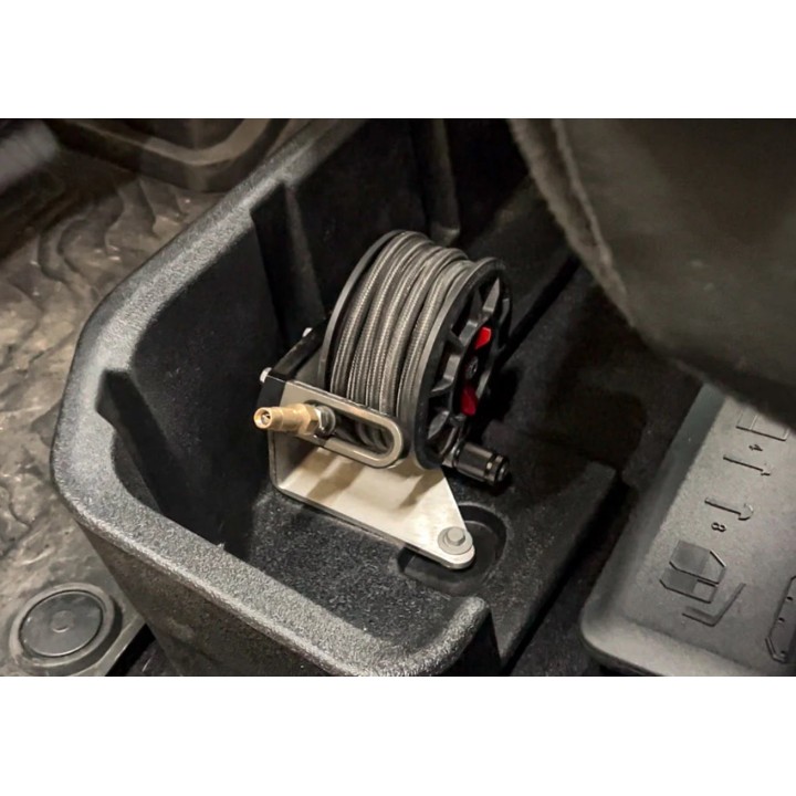 Montaż systemu CRS COMPACT REEL SYSTEM w Jeep Gladiator JT