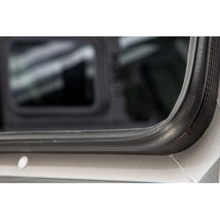 Zabudowa RSI Smartcap EVOa Adventure EA0310-MB - Ford Ranger & Raptor (2023 -) - ujęcie 7