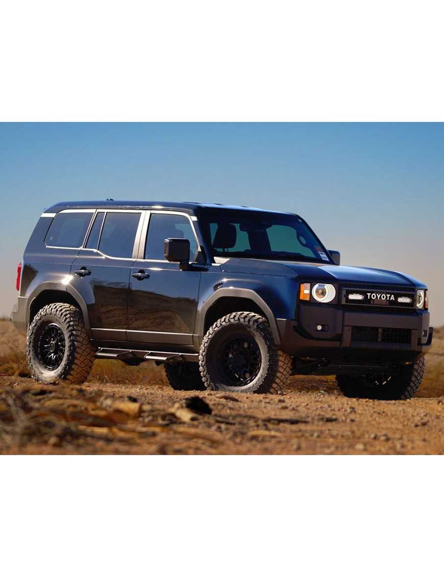 Zestaw dwóch lamp LAZER ST4 Evolution z systemem montażu w fabrycznym grillu - Toyota Land Cruiser 250 (2024 -) | Szekla4x4.pl