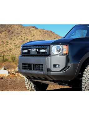 Zestaw dwóch lamp LAZER ST4 Evolution z systemem montażu w fabrycznym grillu - Toyota Land Cruiser 250 (2024 -) | Szekla4x4.pl