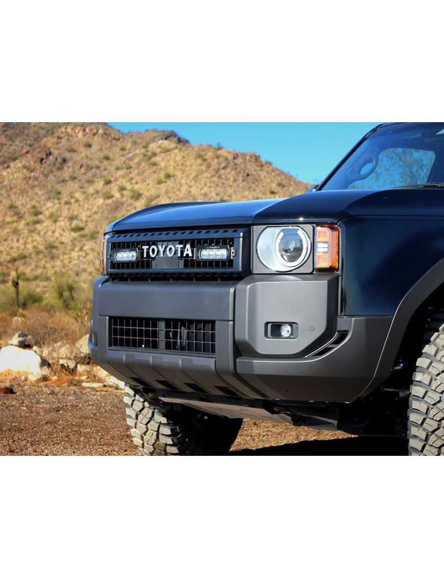 Zestaw dwóch lamp LAZER ST4 Evolution z systemem montażu w fabrycznym grillu - Toyota Land Cruiser 250 (2024 -) | Szekla4x4.pl