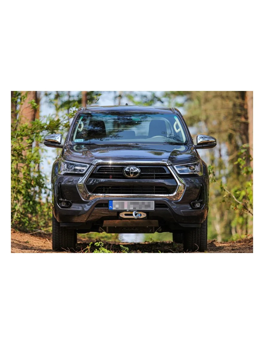 Stalowa przednia osłona podwozia, silnika - Toyota Hilux REVO