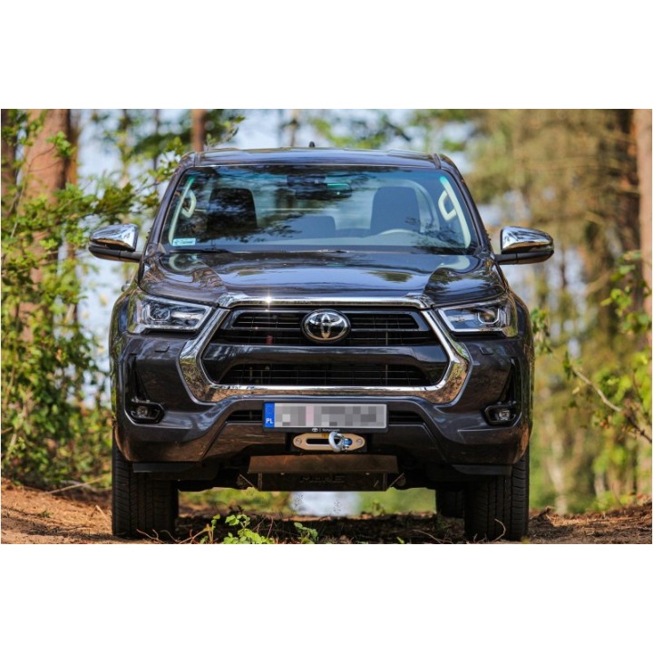 Stalowa przednia osłona podwozia, silnika - Toyota Hilux REVO