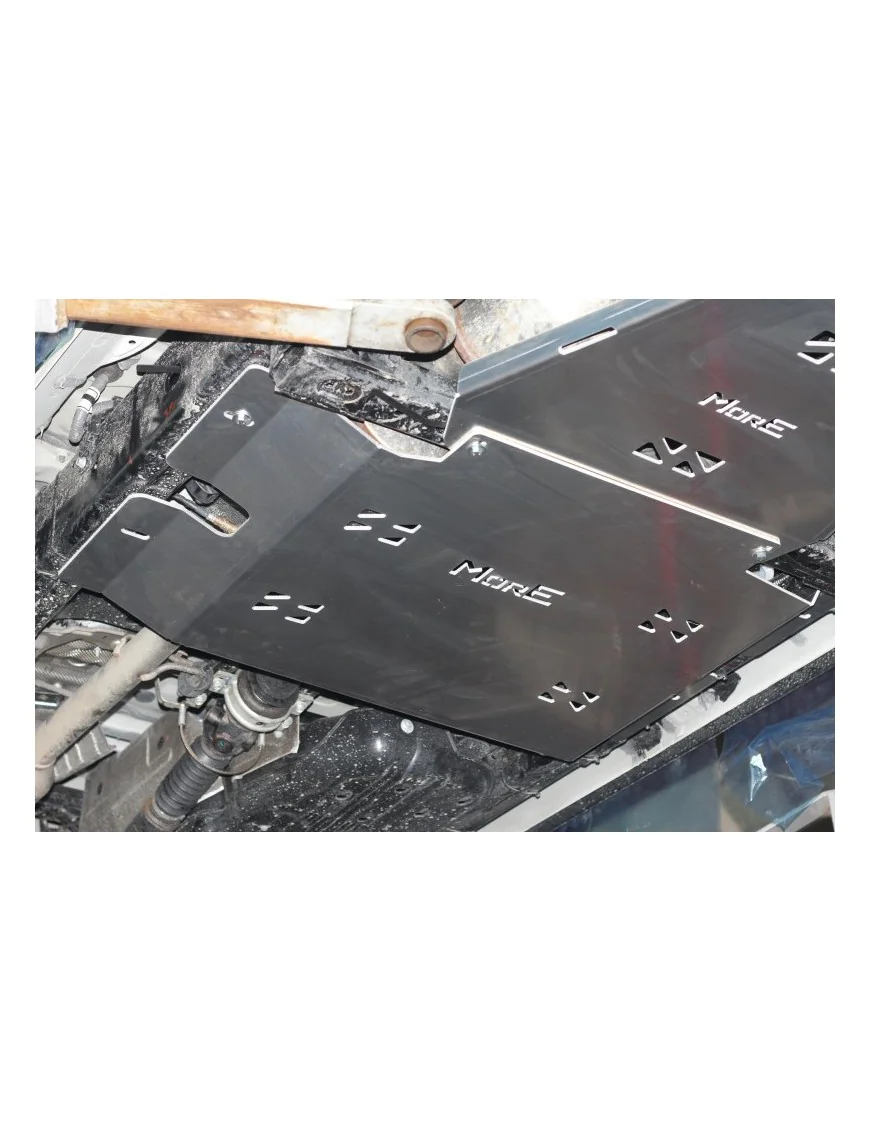 Aluminiowa osłona podwozia, reduktora - Toyota Hilux REVO