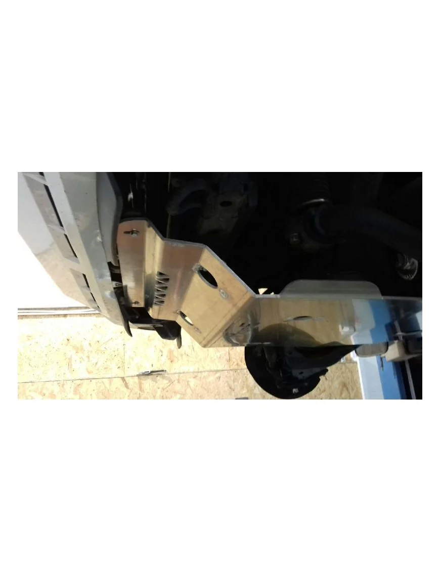 Aluminiowa przednia osłona podwozia, silnika - Toyota Land Cruiser J150 17+