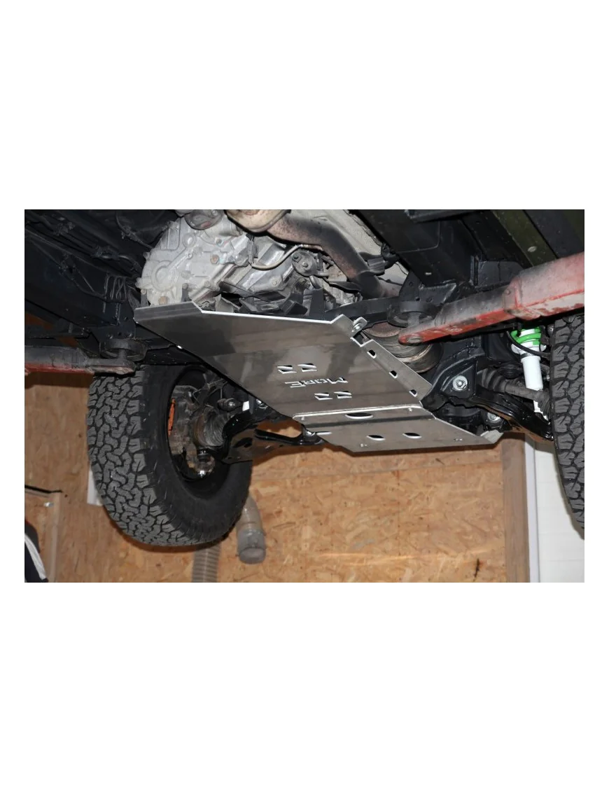 Zestaw aluminiowych osłon podwozia MorE 4x4 - Toyota Hilux Vigo 05-11 - do zderzaka Z010