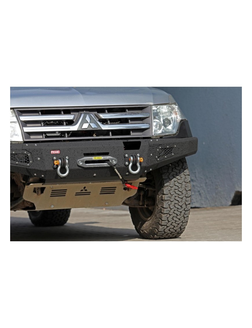 Zderzak przedni stalowy Mitsubishi Pajero 4 V80 More 4x4