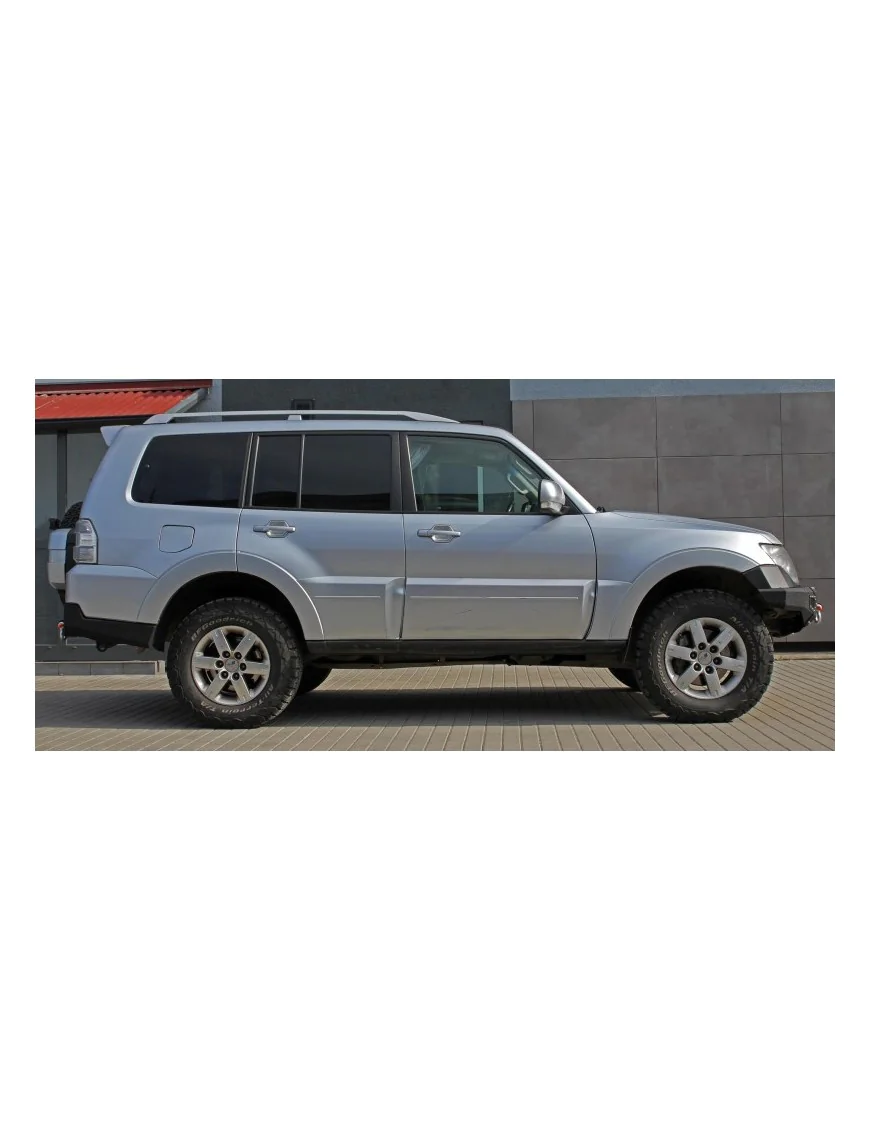 Zderzak przedni stalowy Mitsubishi Pajero 4 V80 More 4x4