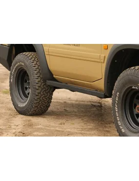 Progi boczne Nissan Patrol Y61 97-04 krótki