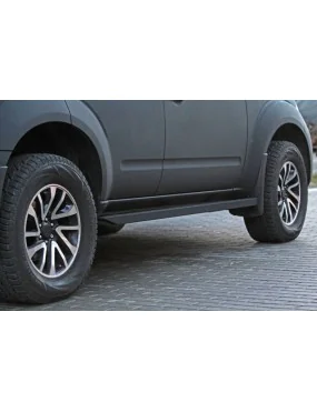 Progi boczne Nissan Pathfinder R51 05-14
