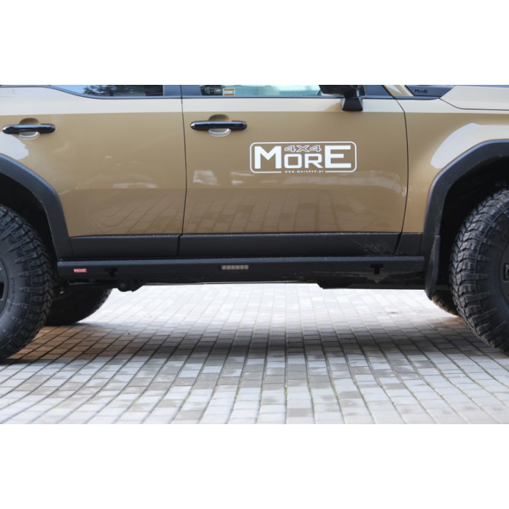 Progi boczne Toyota Land Cruiser J250 - skrzynkowe