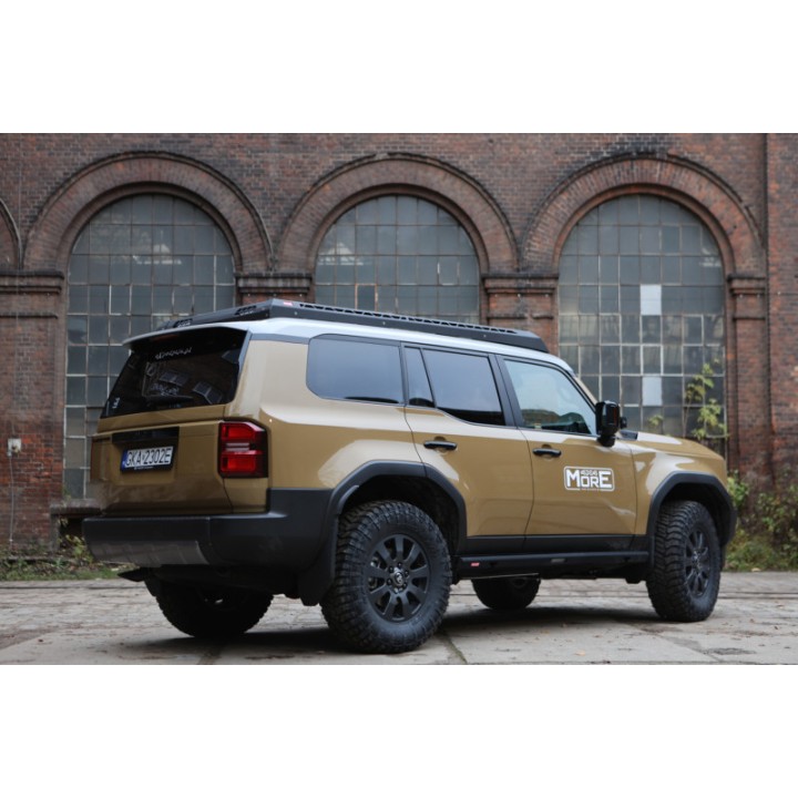 Progi boczne Toyota Land Cruiser J250 - skrzynkowe