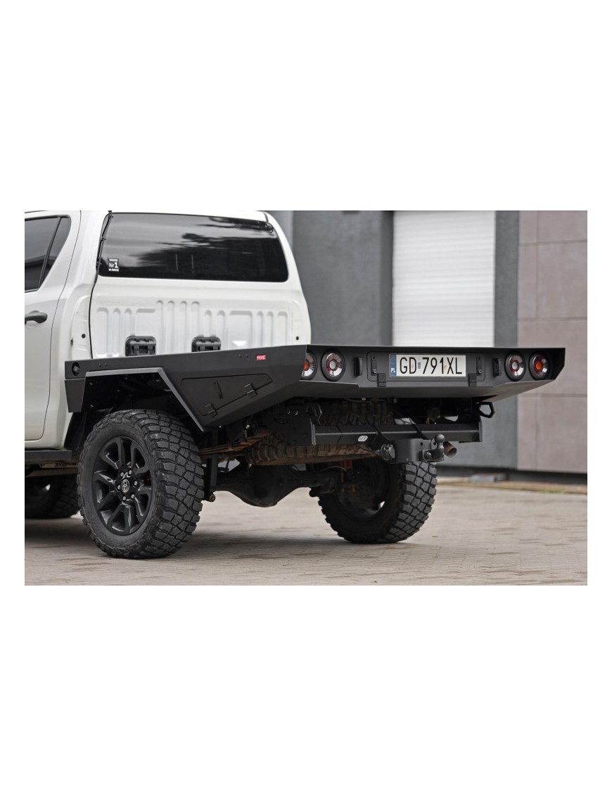 Zabudowa transportowa pickup Toyota Hilux Revo - flatbed More 4x4