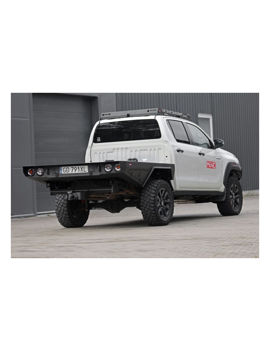 Zabudowa transportowa pickup Toyota Hilux Revo - flatbed More 4x4