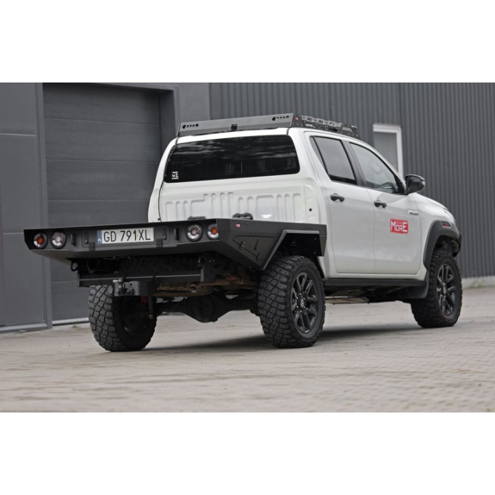 Zabudowa transportowa pickup Toyota Hilux Revo - flatbed More 4x4