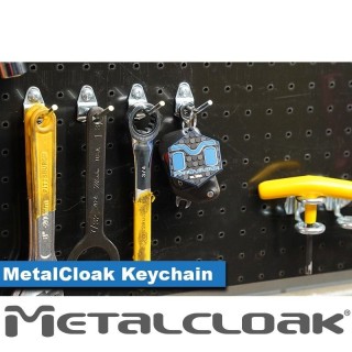 Brelok gumowy Metalcloak - ujęcie 2