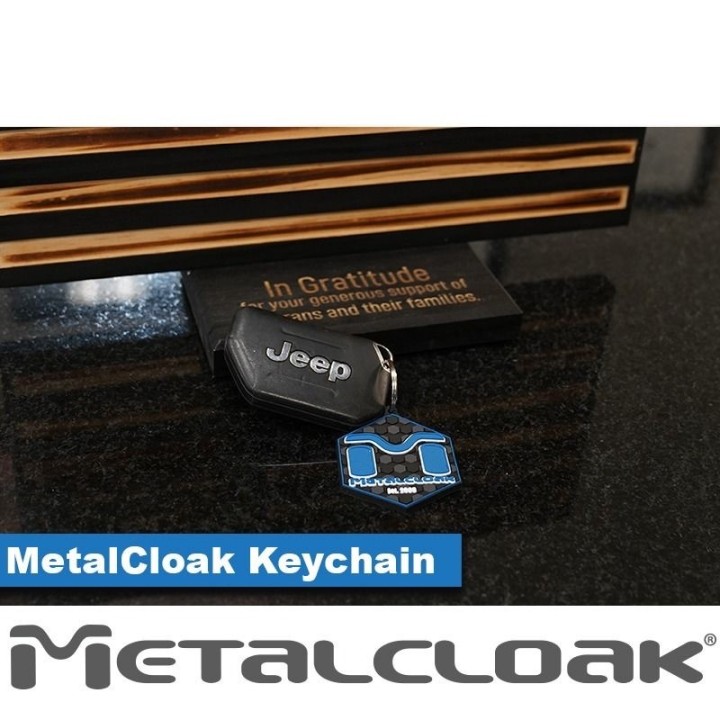 Brelok gumowy Metalcloak - ujęcie 3
